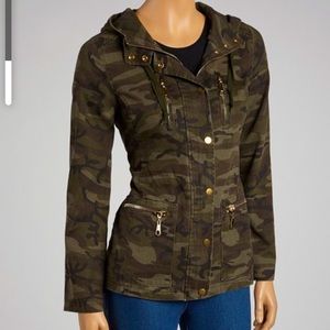 Dark olive Camo utility jacket